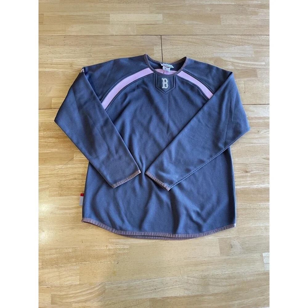 Majestic Womens Size Medium Boston Red Socks Therma Base Pullover Top Gray Pink